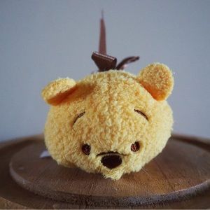 Disney Tsum Tsum Pooh Valentines Day Chocolate Box 3.5”